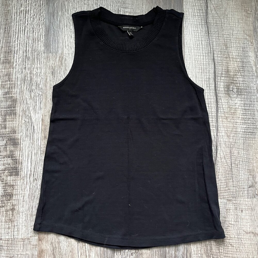 Banana Republic Size XS Black Tank Top